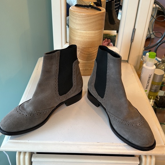 Balenciaga Suede Chelsea  Boots Size 8 - Picture 6 of 11